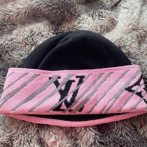 Woman’s 2016 Louis Vuitton Beanie
